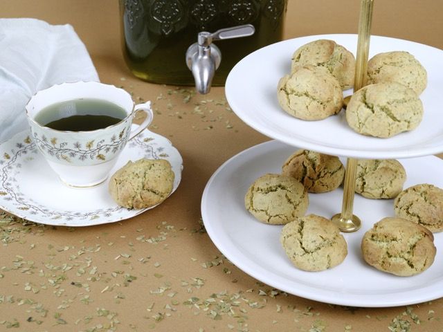 Sablés au maté vert et infusion de maté vert et gingembre par Sol à Sol Sablés au maté vert et infusion de maté vert et gingembre par Sol à Sol