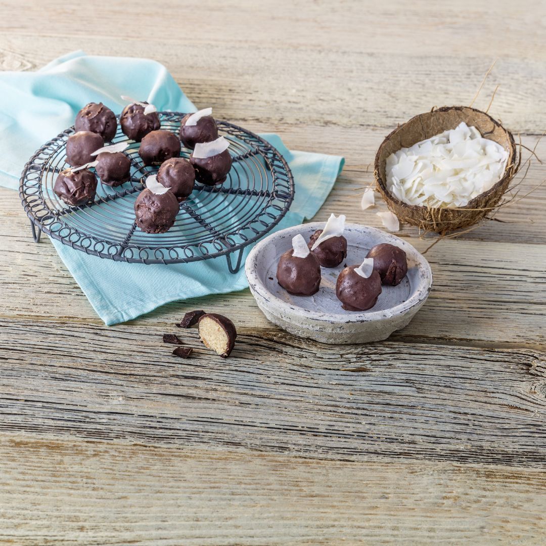 Bouchées véganes coco et beurre de cacahuète Bouchées véganes coco et beurre de cacahuète